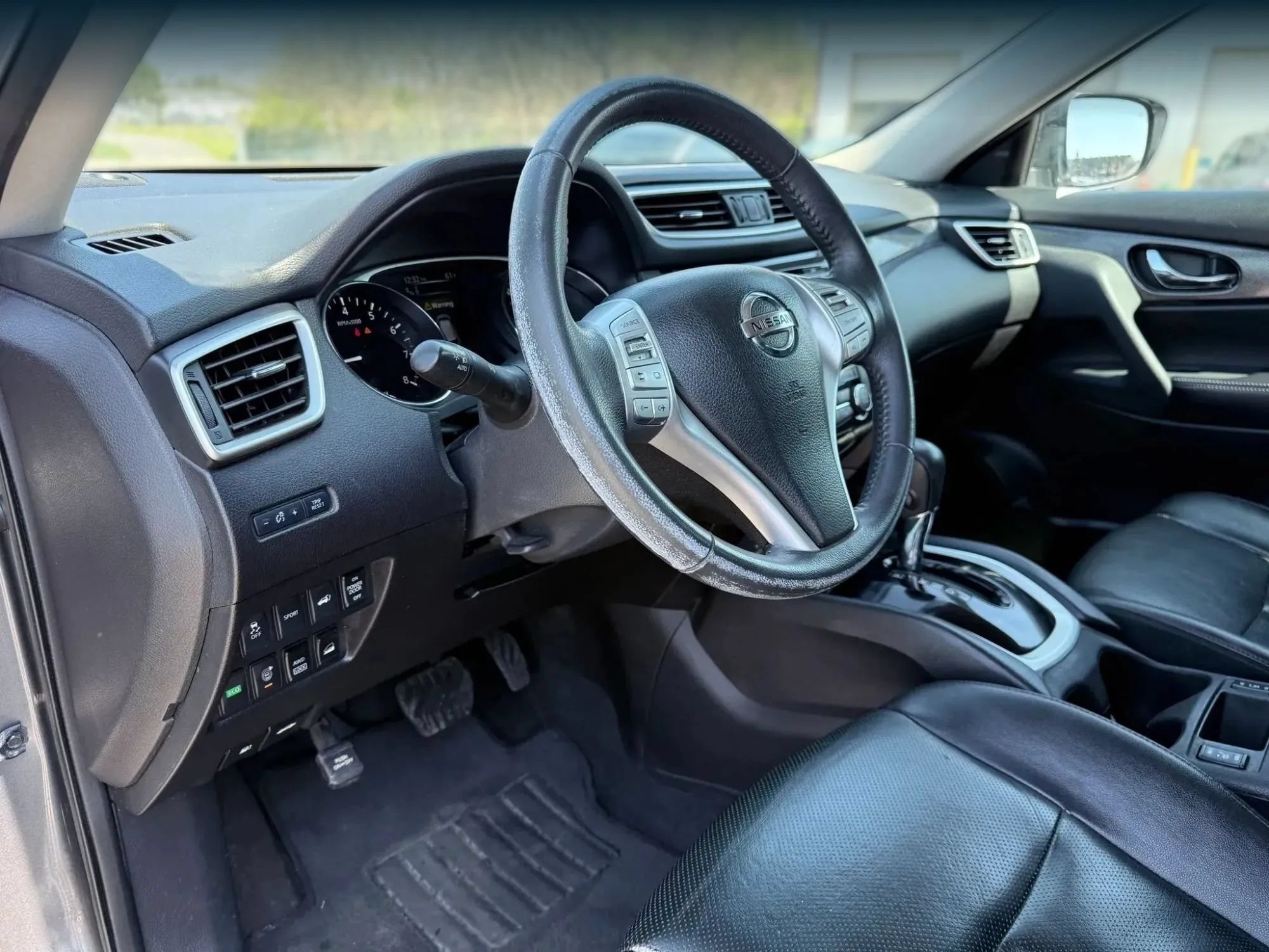Used 2016 Nissan Rogue SL w/ SL Premium Package AWD/4WD image 17