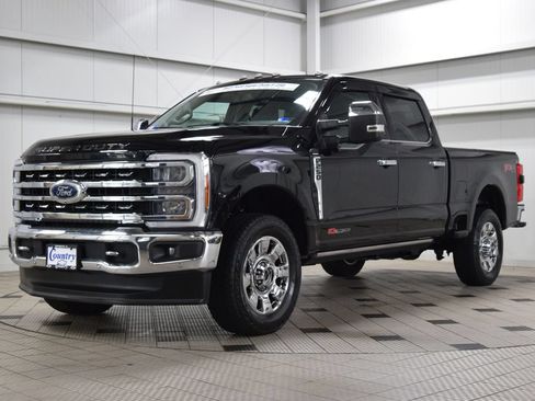 Used 2023 Ford F250 Lariat w/ Lariat Ultimate Package AWD/4WD image 3