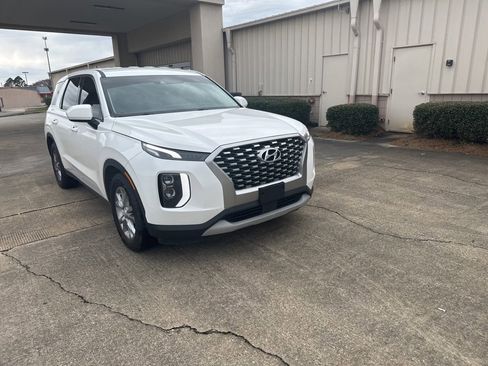 Used 2021 Hyundai Palisade SE image 2