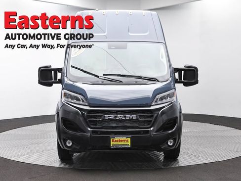 Used 2024 RAM ProMaster 3500 FWD image 2