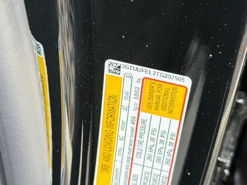 New 2026 GMC Sierra 1500 AT4X w/ AT4X AEV Edition AWD/4WD image 32