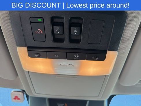 Used 2024 Nissan Rogue SV w/ SV Premium Package AWD/4WD image 34