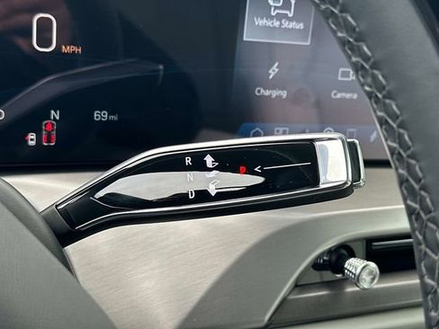 New 2026 Cadillac Vistiq Luxury AWD/4WD image 7