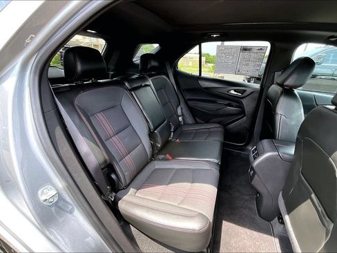 Used 2023 Chevrolet Equinox RS FWD image 27
