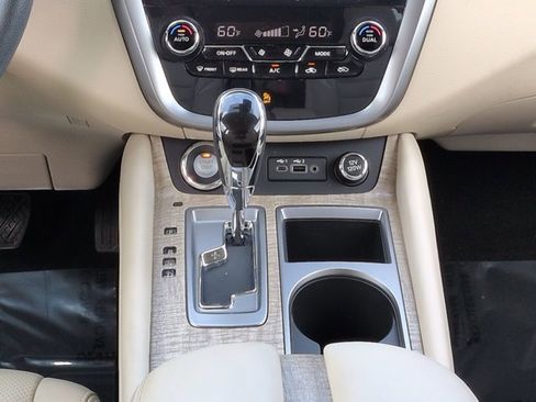 Certified 2024 Nissan Murano SL image 19