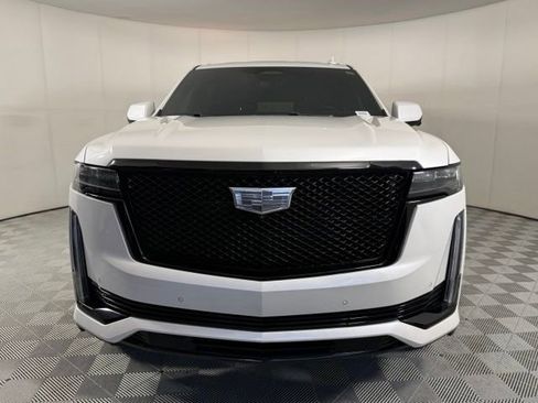 Used 2022 Cadillac Escalade ESV Sport w/ Touring Package AWD/4WD image 9