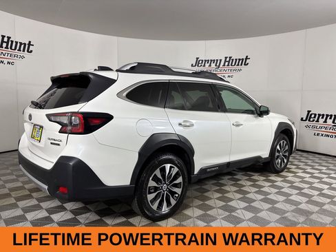 Used 2024 Subaru Outback Touring image 5