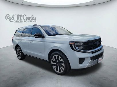 Certified 2025 Ford Expedition Platinum w/ Driver's Package