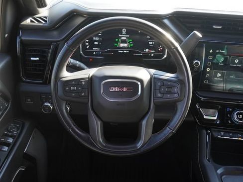 Used 2025 GMC Sierra 2500 AT4X AWD/4WD image 17