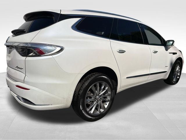 Used 2023 Buick Enclave Avenir w/ Avenir Technology Package AWD/4WD image 7
