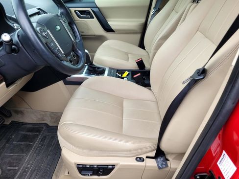 Used 2014 Land Rover LR2 AWD/4WD image 16