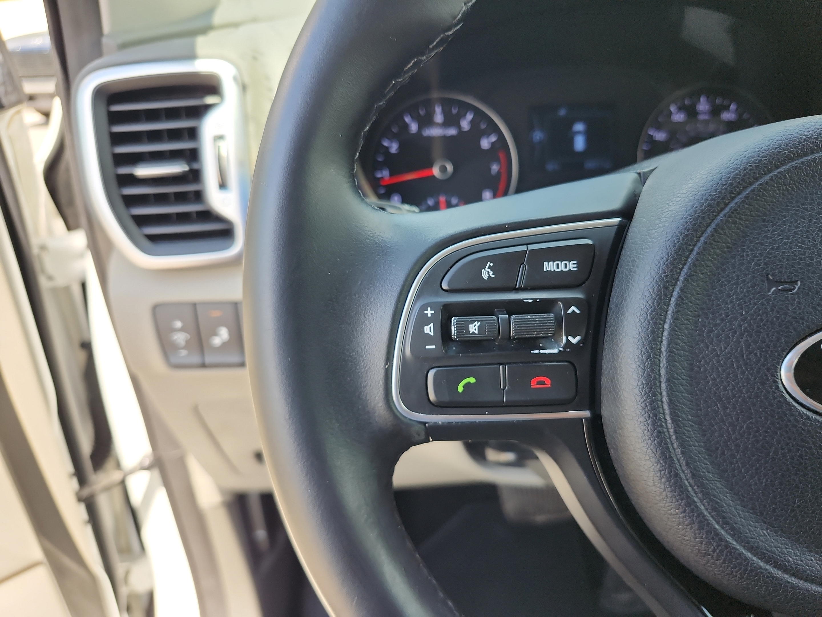 Used 2018 Kia Sportage EX FWD image 13