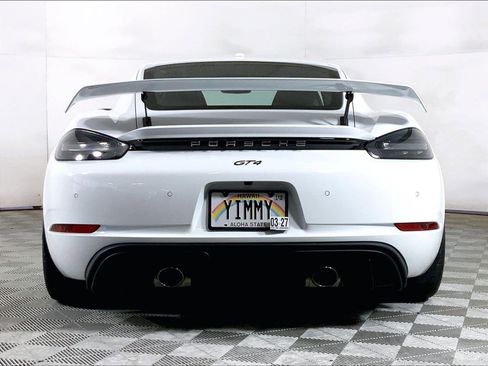 Certified 2020 Porsche 718 Cayman GT4 RWD image 10