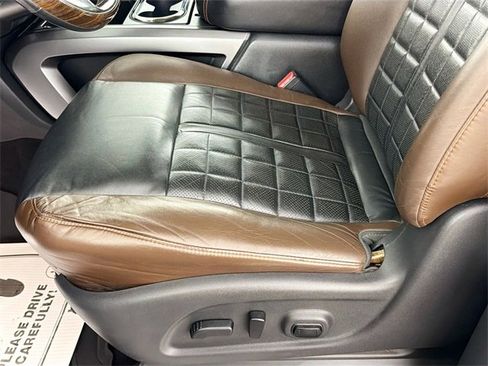 Used 2017 Nissan Titan PRO-4X image 18