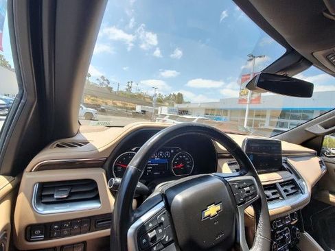 Used 2021 Chevrolet Tahoe Premier AWD/4WD image 10