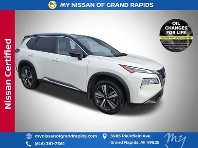 Used 2023 Nissan Rogue SL