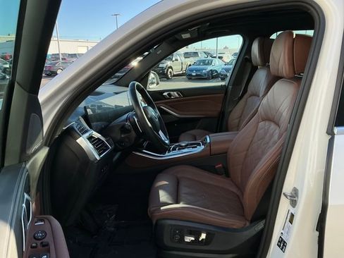 Used 2025 BMW X5 xDrive40i image 14