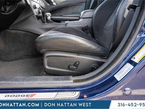 Used 2015 Dodge Charger R/T Scat Pack w/ Technology Group image 20