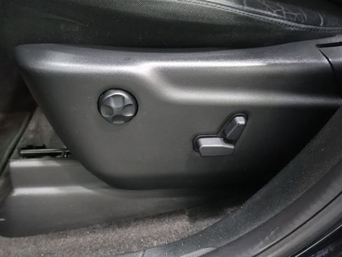 Used 2018 Jeep Grand Cherokee Limited image 14