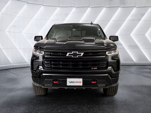 Used 2025 Chevrolet Silverado 1500 LT Trail Boss w/ Convenience Package II AWD/4WD image 2