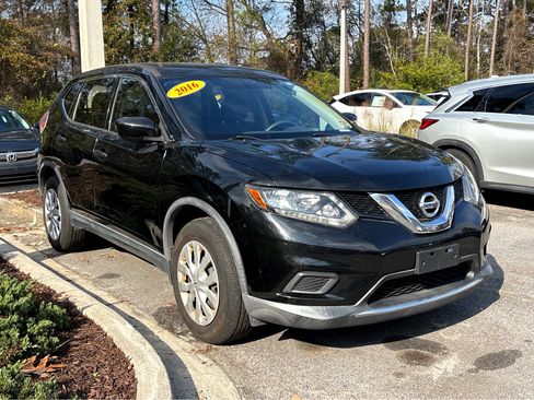 Used 2016 Nissan Rogue S image 7