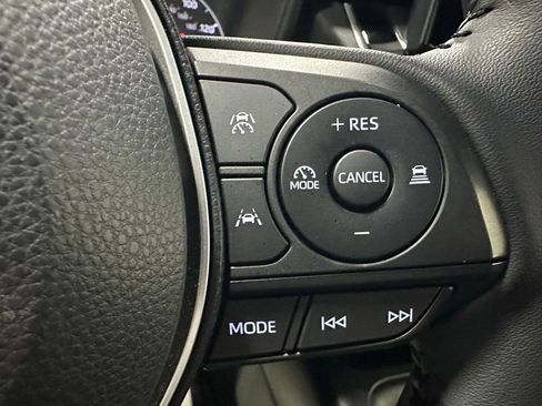 Used 2025 Toyota Corolla SE FWD image 20