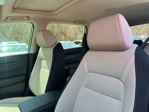 Used 2024 Honda CR-V EX image 14