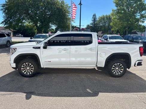 Certified 2022 GMC Sierra 1500 AT4 w/ AT4 Premium Package AWD/4WD image 8