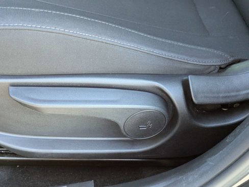 Used 2023 Hyundai Elantra SEL FWD image 19