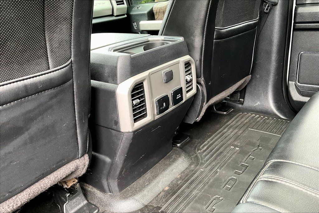 Certified 2019 Ford F250 Lariat w/ Lariat Value Package AWD/4WD image 15