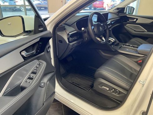 Certified 2025 Acura MDX w/ Technology Package image 10