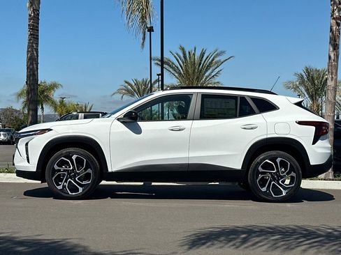 New 2026 Chevrolet Trax RS w/ Driver Confidence Package FWD image 7