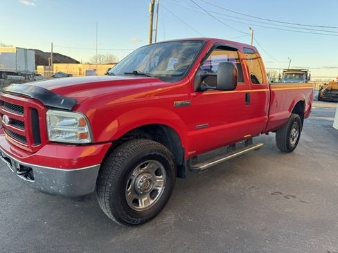 Used 2007 Ford F350 XLT image 3