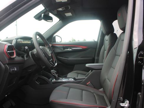 New 2026 Chevrolet TrailBlazer RS w/ Convenience Package FWD image 24