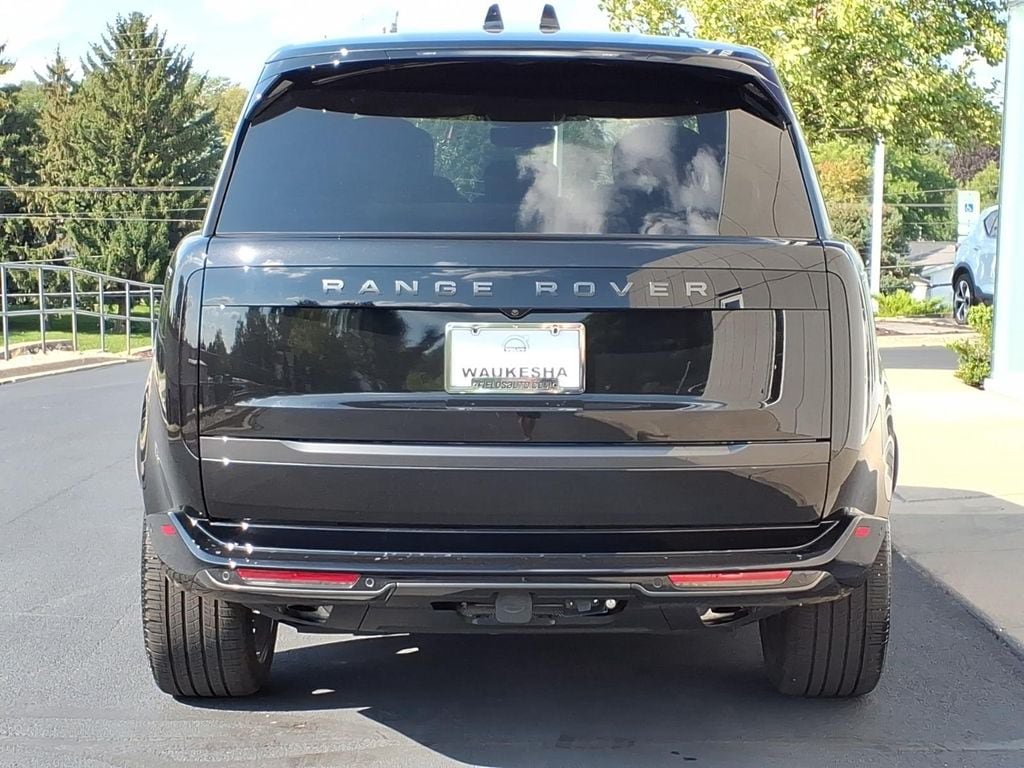 Certified 2026 Land Rover Range Rover SE AWD/4WD image 4