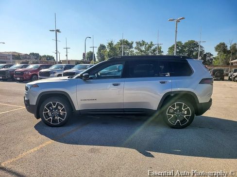 Used 2026 Jeep Cherokee Overland AWD/4WD image 10