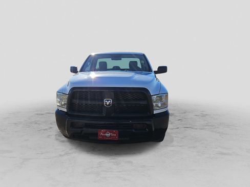 Used 2018 RAM 2500 Tradesman image 3