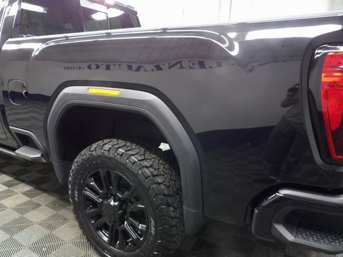 Used 2023 GMC Sierra 3500 Denali w/ Technology Package image 43