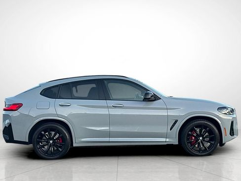 Used 2024 BMW X4 M40i image 23