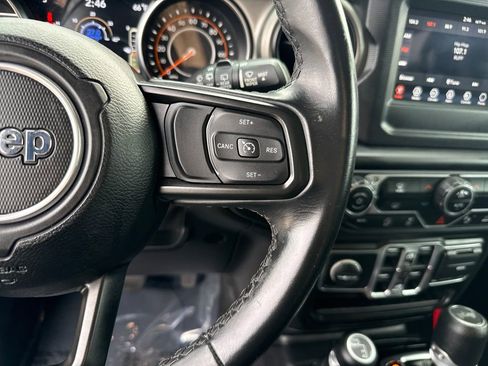 Used 2021 Jeep Wrangler Unlimited Sport image 16