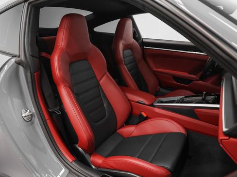 Certified 2023 Porsche 911 Turbo image 27