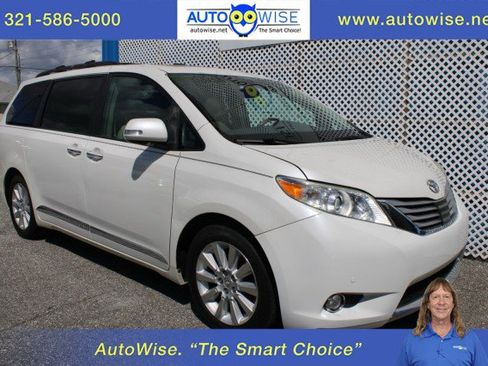 Used 2014 Toyota Sienna Limited w/ Limited Premium Package image 1