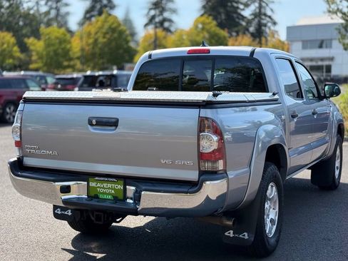 Used 2015 Toyota Tacoma 4x4 Double Cab w/ SR5 Package image 5