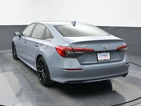 Used 2024 Honda Civic Sport image 3