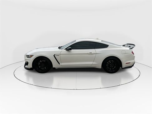 Used 2020 Ford Mustang Shelby GT350 w/ Technology Package image 5