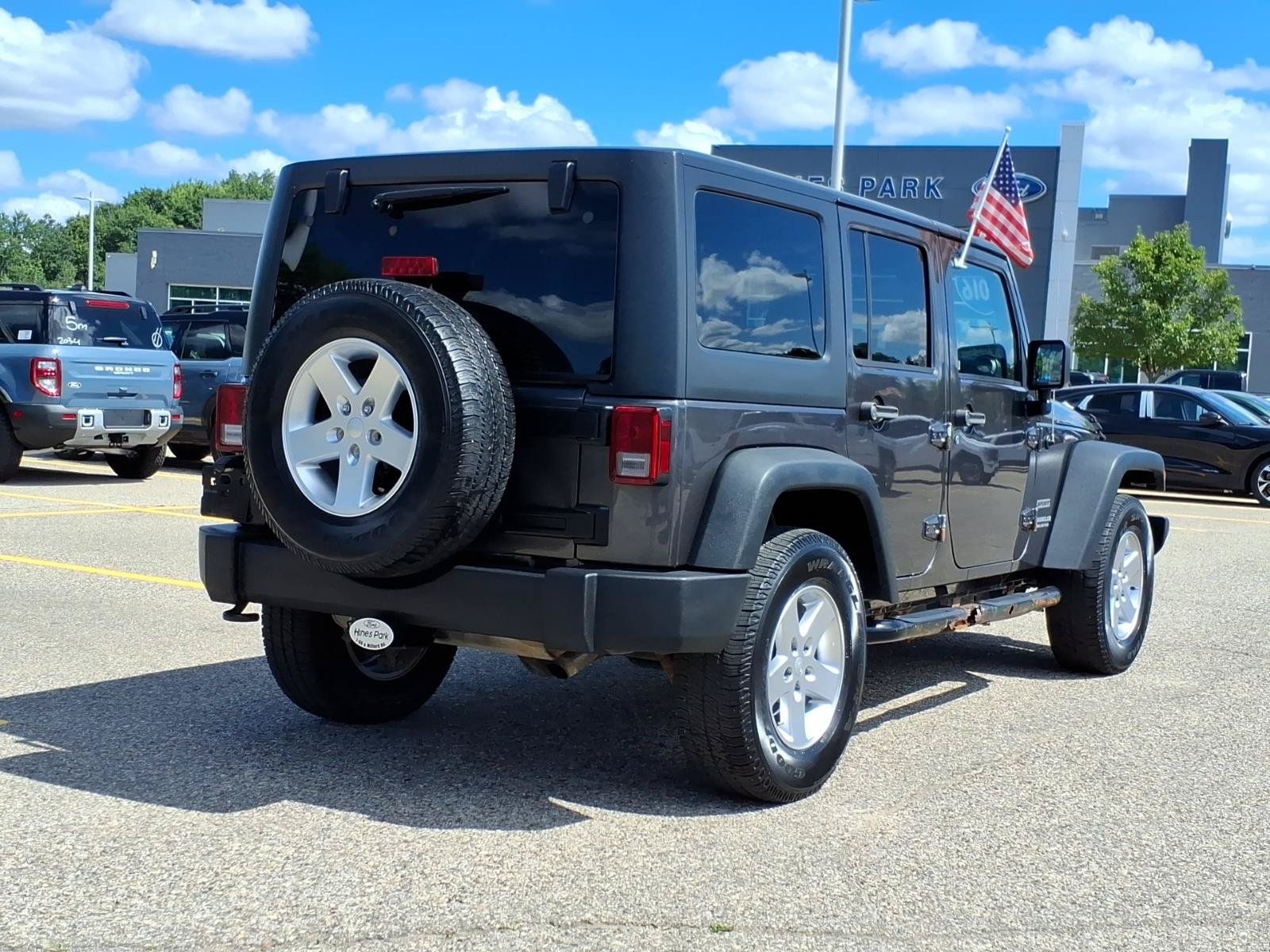 Used 2016 Jeep Wrangler Unlimited Sport w/ Quick Order Package 24S AWD/4WD image 7