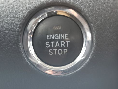 Used 2016 Toyota 4Runner Limited image 18