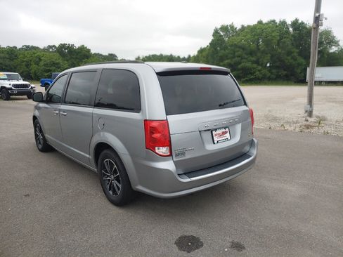 Used 2019 Dodge Grand Caravan GT FWD image 6