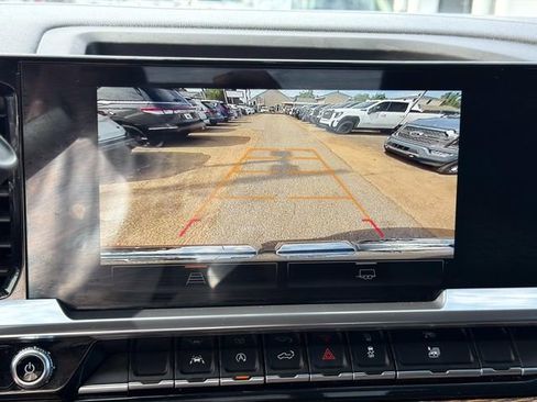 Used 2024 GMC Sierra 1500 Elevation RWD image 31