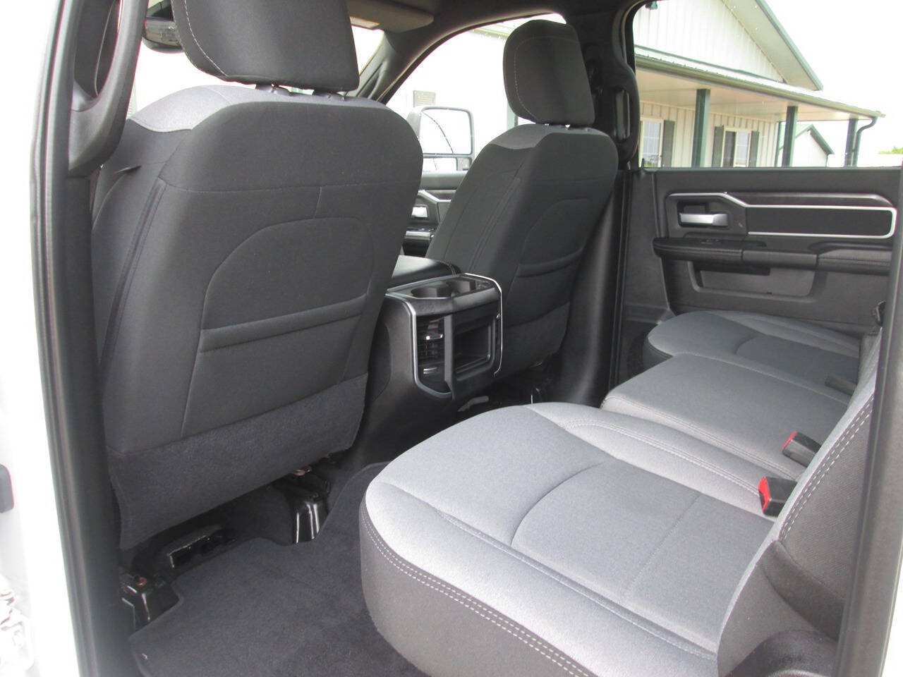Used 2024 RAM 2500 Big Horn w/ Off Road Package AWD/4WD image 14